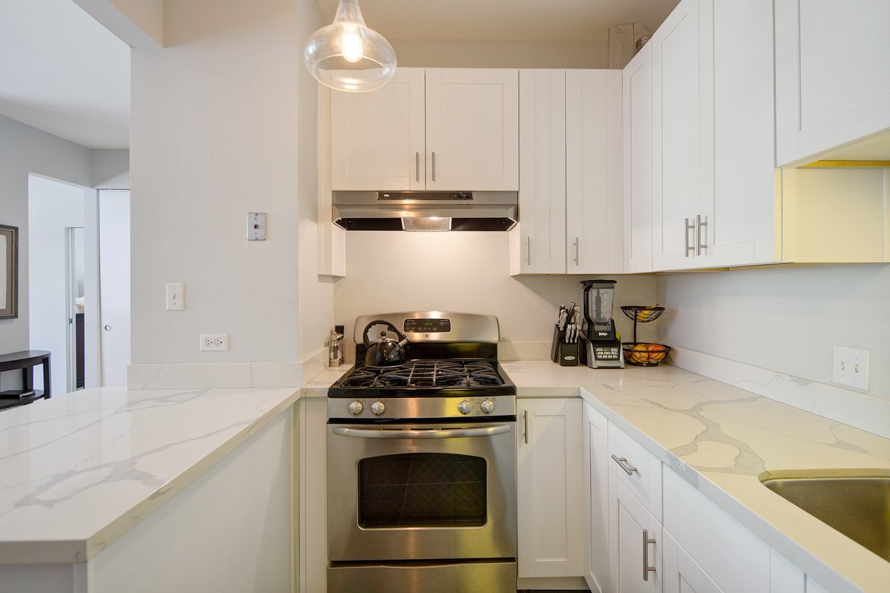 VANDEWATER STREET CONDOMINIUMS