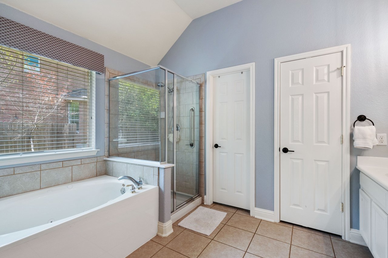 1204 Andrew CV