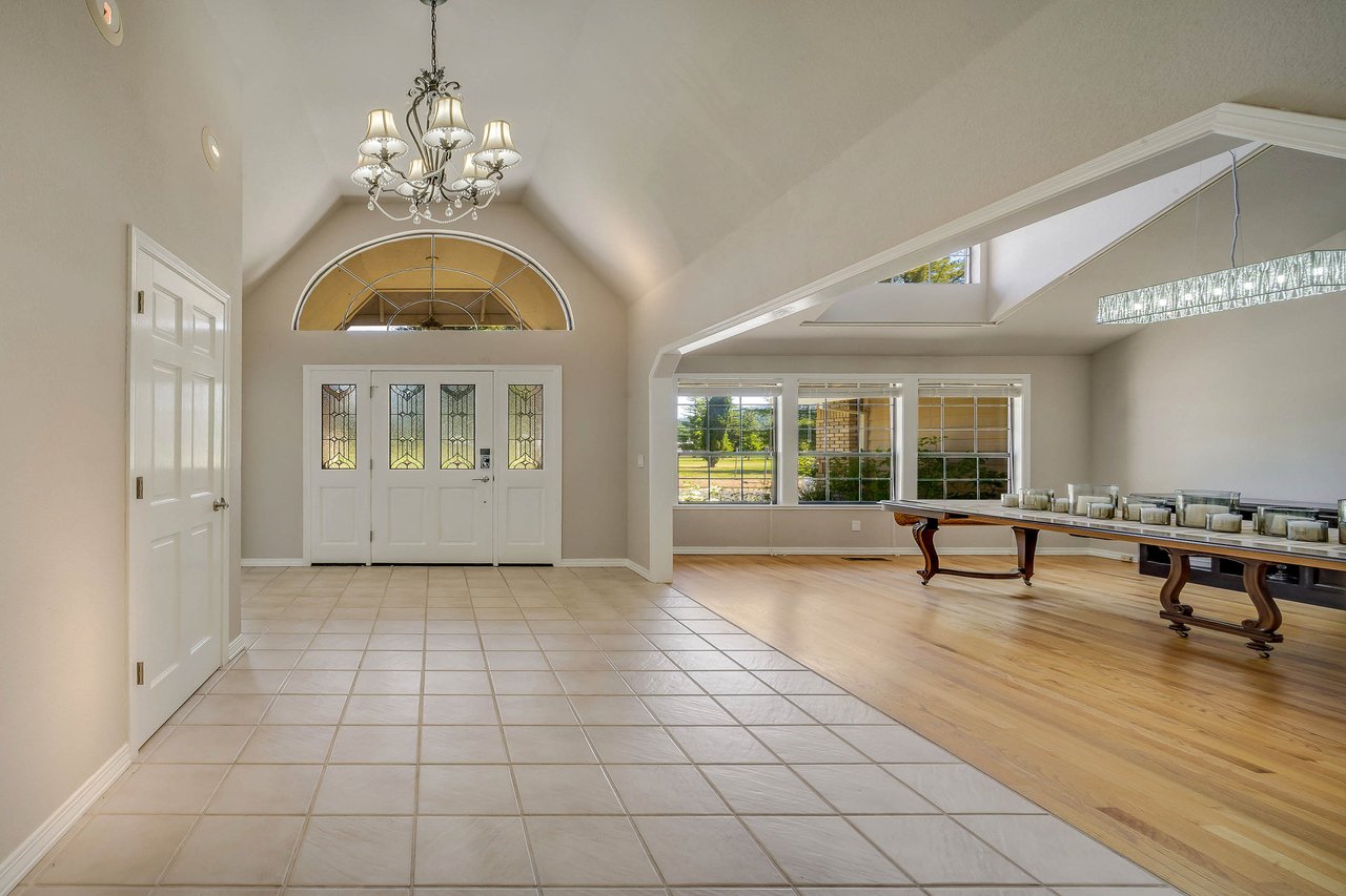 Sophisticated Calistoga Home - SOLD