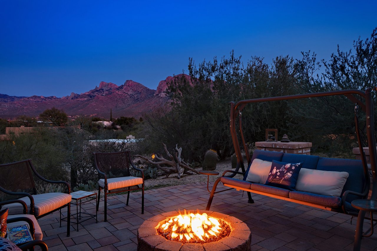 Unique Estate in Oro Valley Country Club