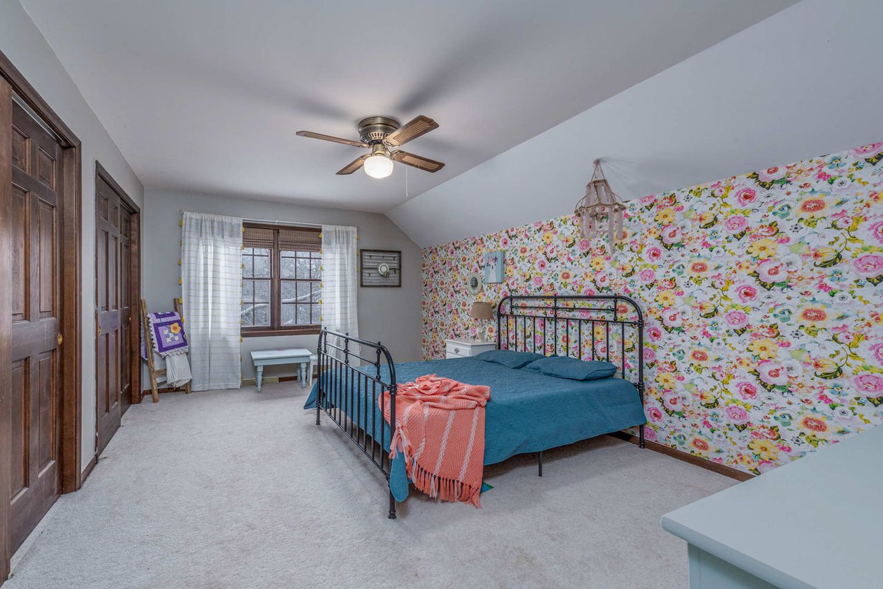 4029 Tamarack Trl S