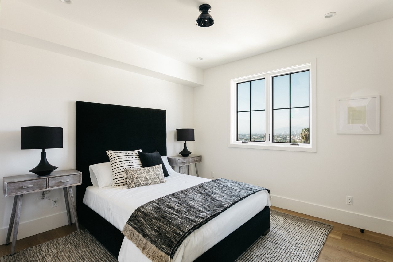 Bespoke Home in Silver Lake by Rob Diaz Design