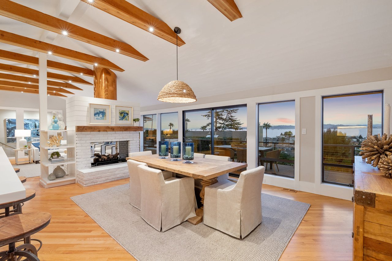 Newly Remodeled Home with Bay Views 
