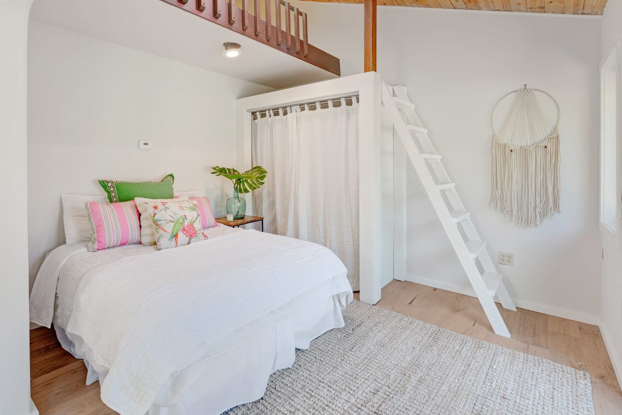 60 Oak Grove Avenue, Woodacre