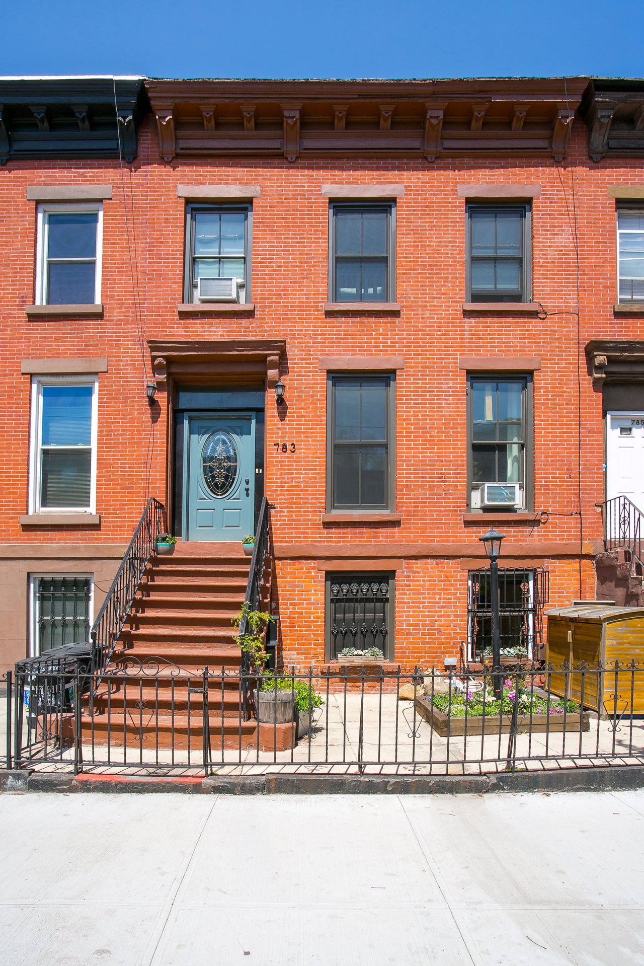 2 Family Townhouse  |  Sold for asking, 54% above what seller paid 5 years prior.