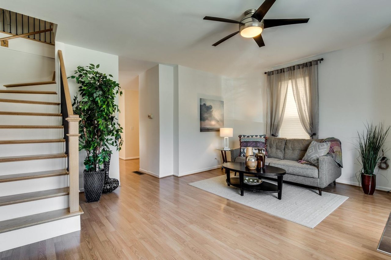 Bucktown Abode: 1736 N. Wilmot 