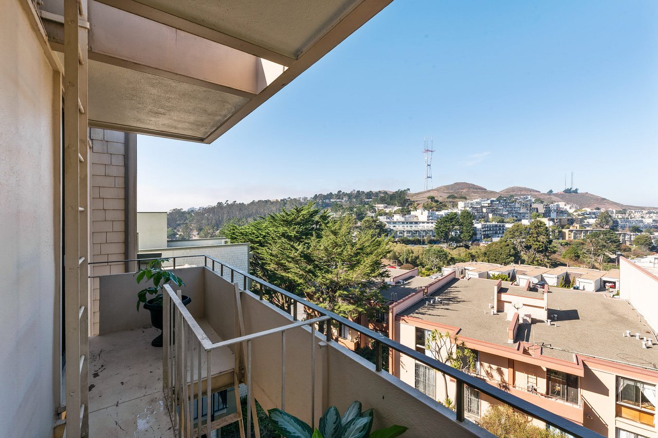 266-B Red Rock Way