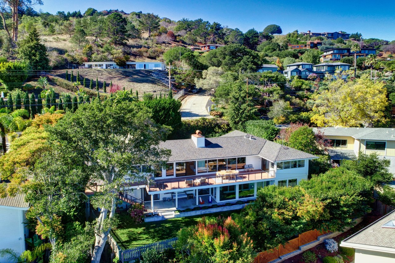 Newly Remodeled Home with Bay Views 