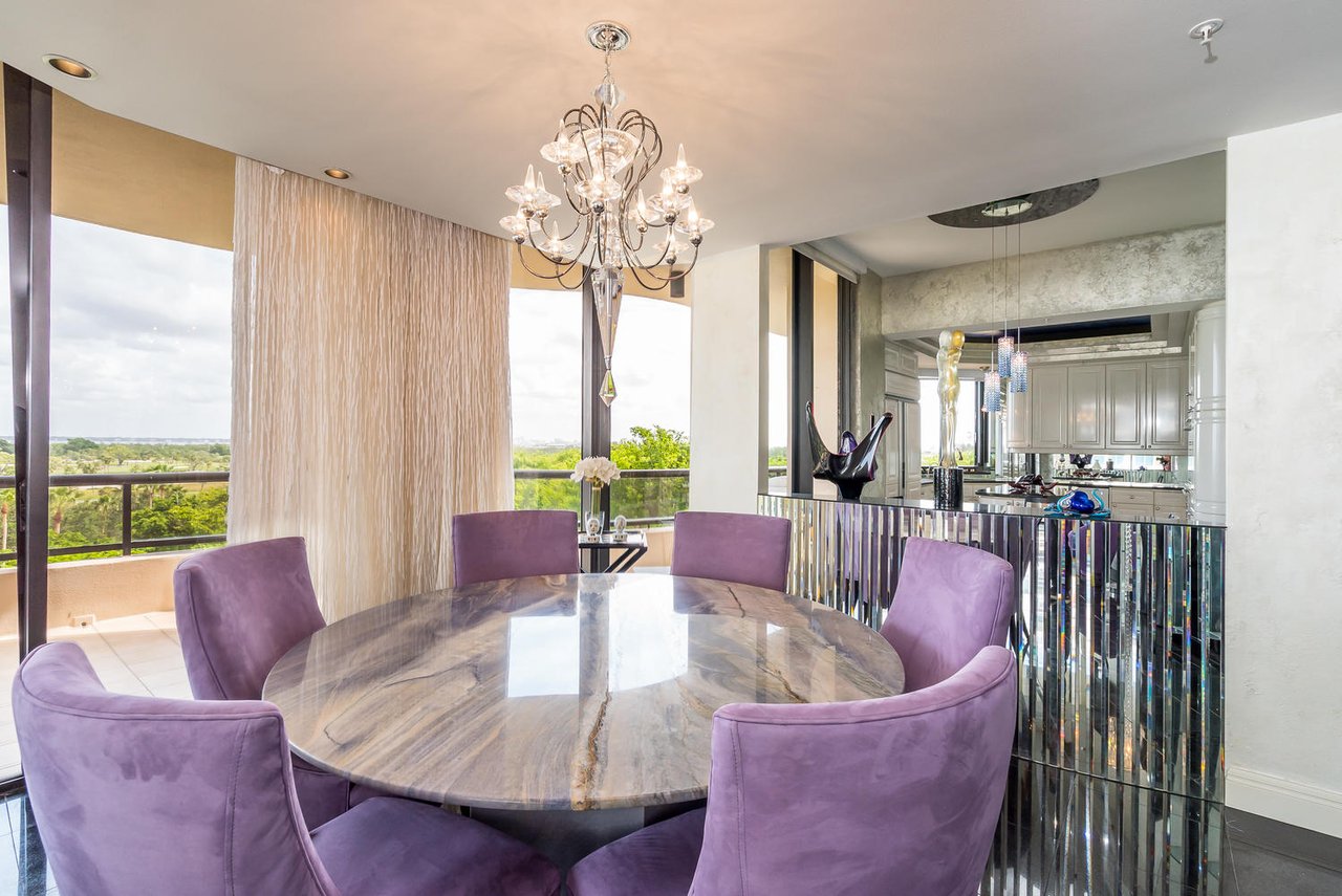 435 L Ambiance Dr, #L407