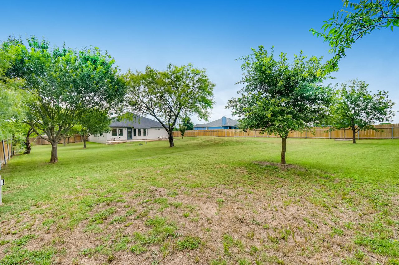 104 Willow Dr