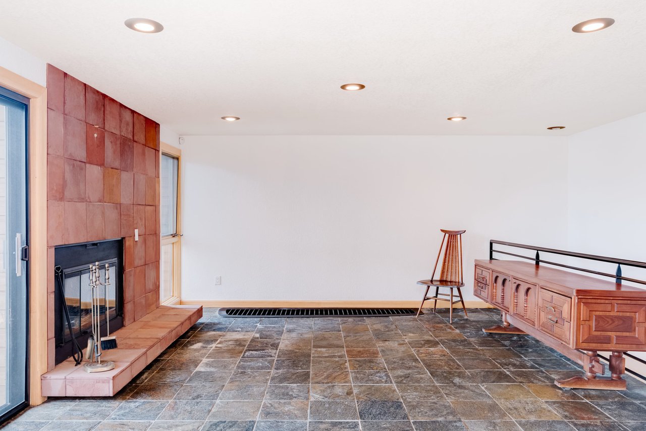 1146 Westview Drive