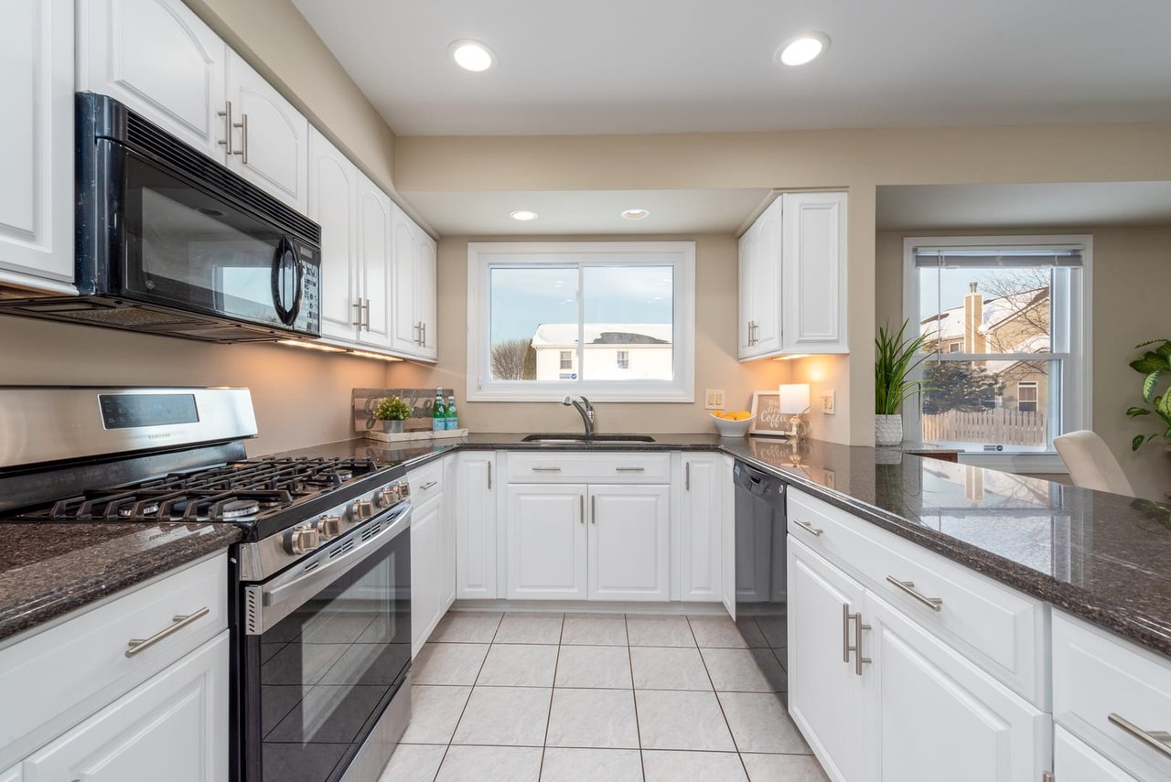 172 Old Mill Dr 