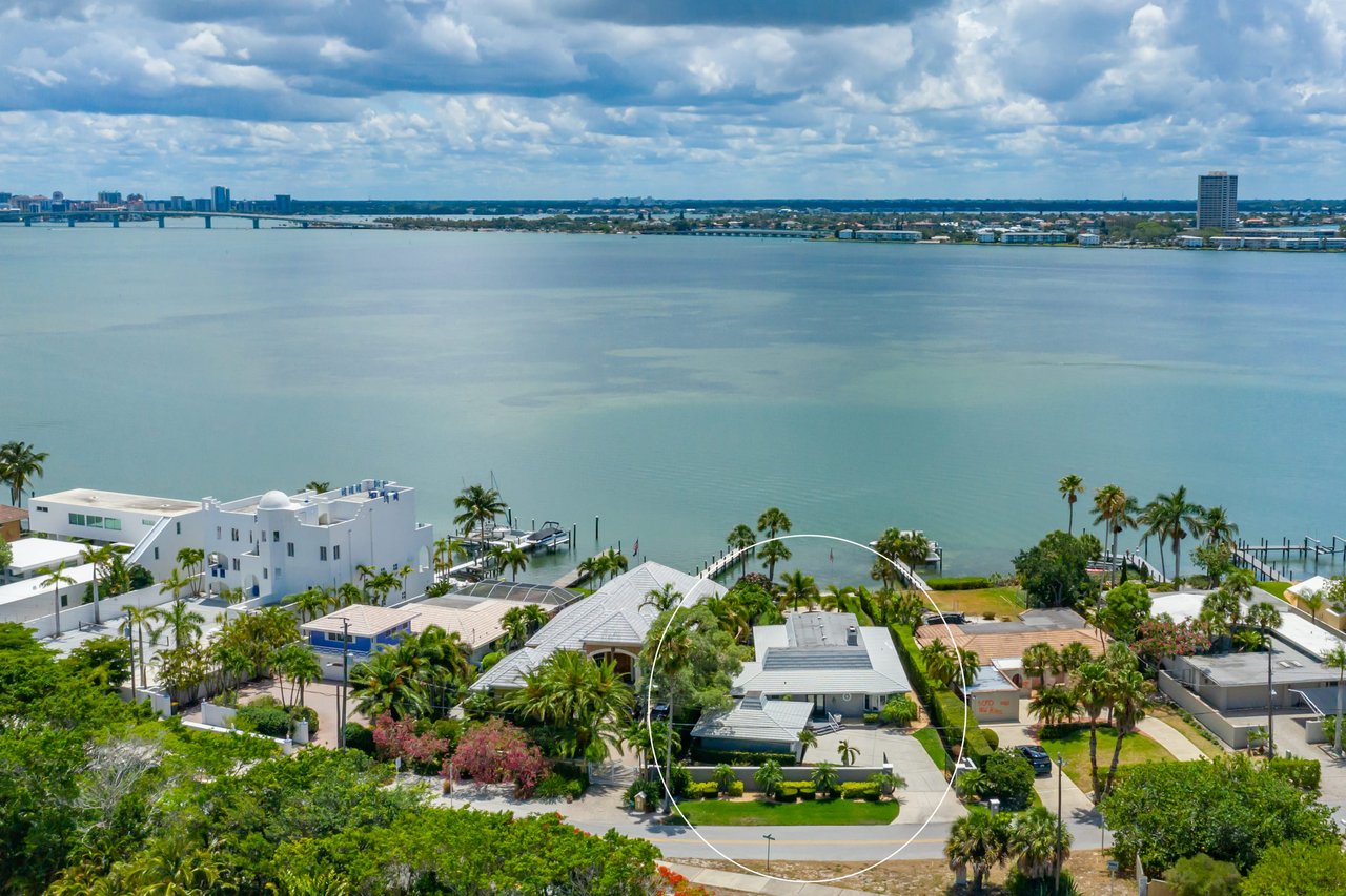 Prestigious Address in Lido Shores