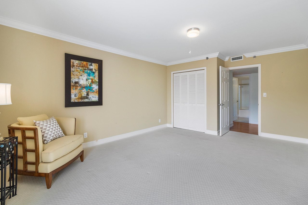 2901 S Ocean Blvd, #703