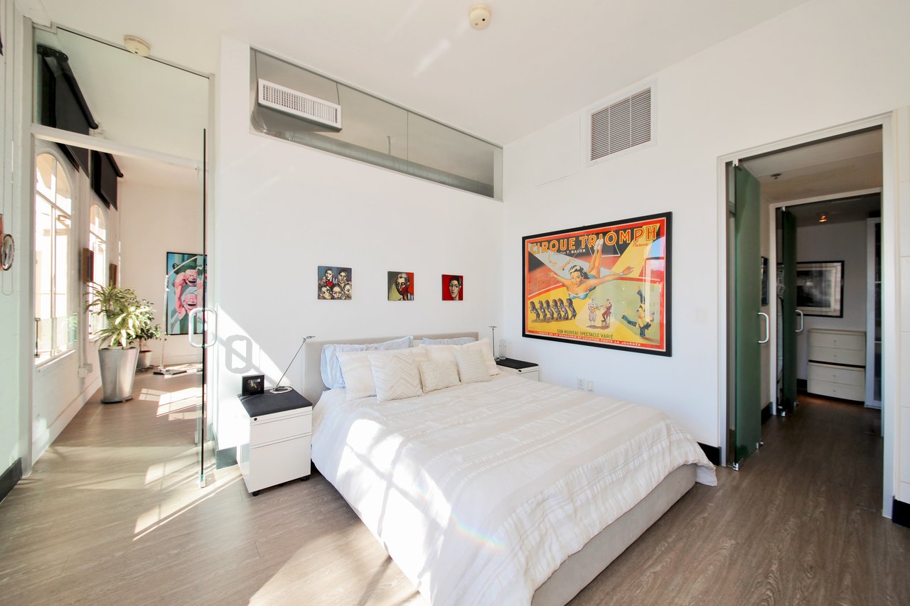 6253 Hollywood Boulevard, Unit 1105