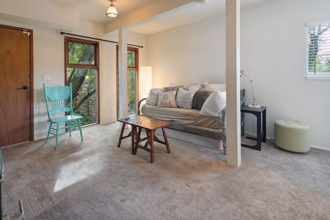 40 Crest Avenue, San Anselmo