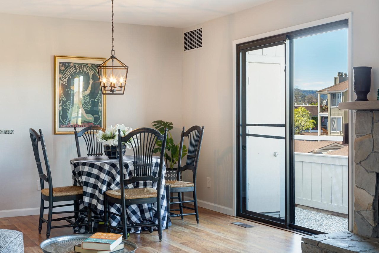 21 Lakeview Court, Novato