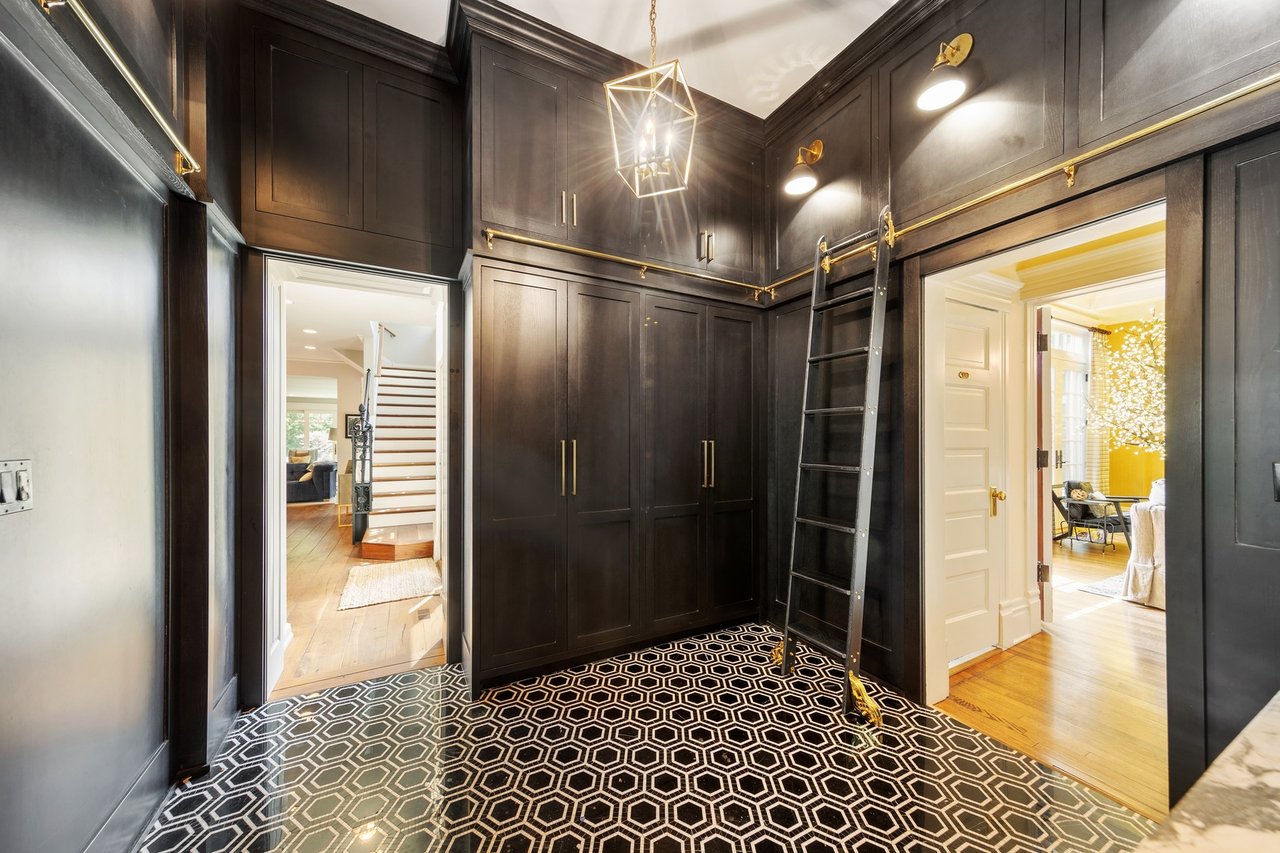 Experience Luxury Living Like Never Before
