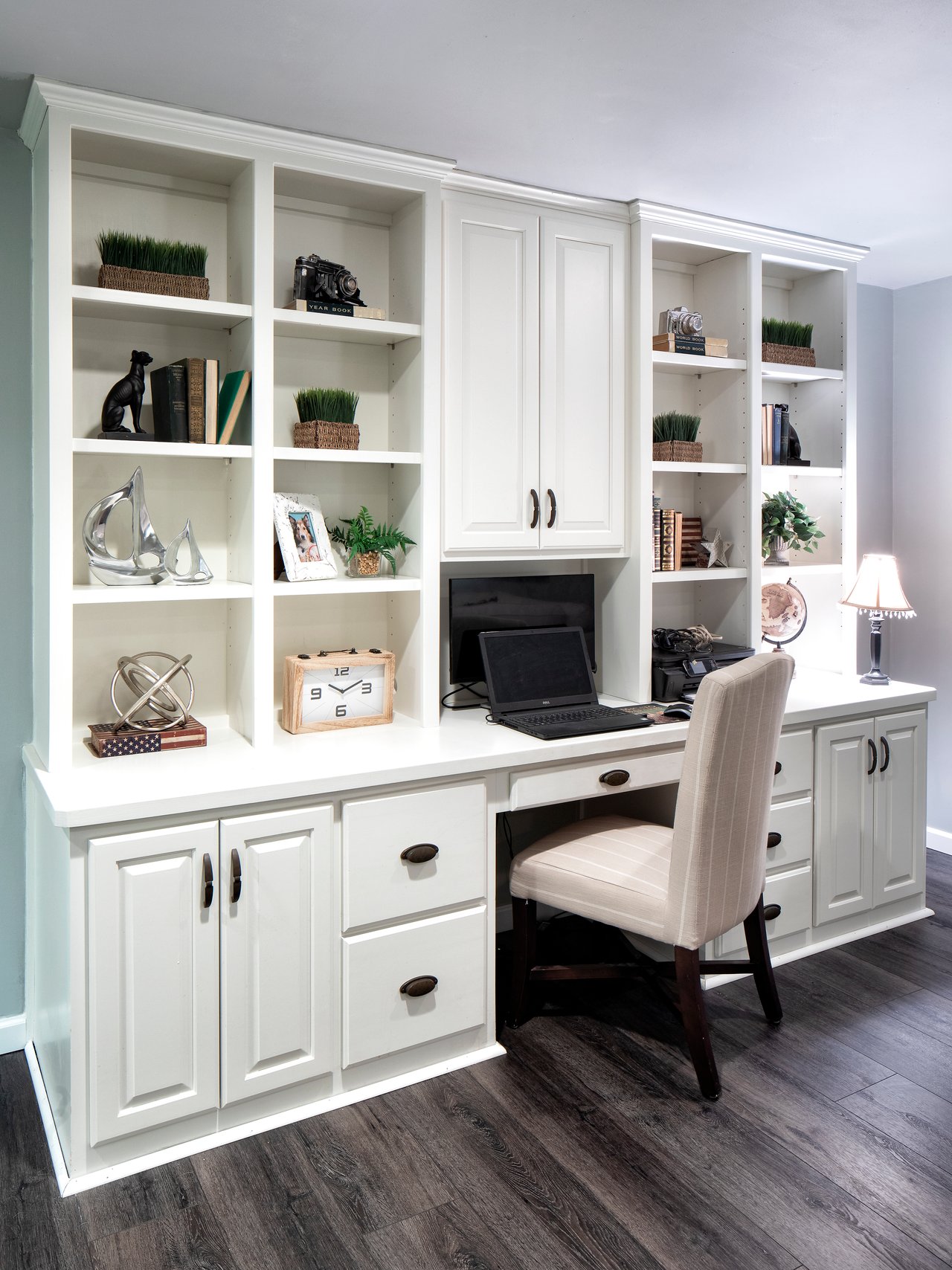 19100 Azure Road | Deephaven