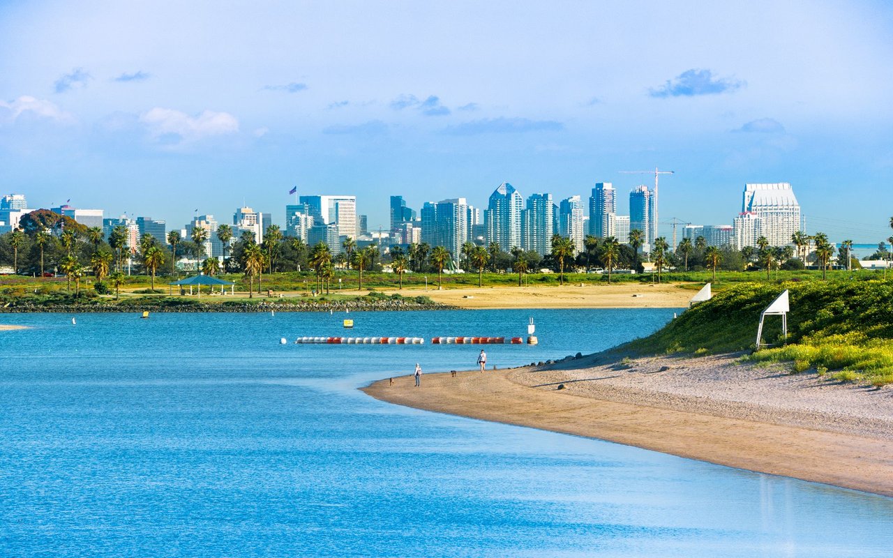 Bay Park / Bay Ho
