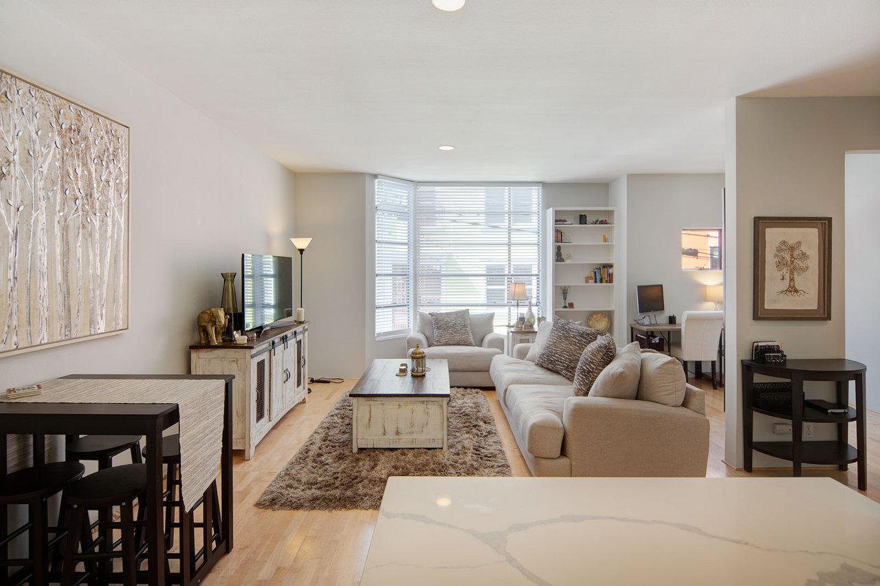 VANDEWATER STREET CONDOMINIUMS