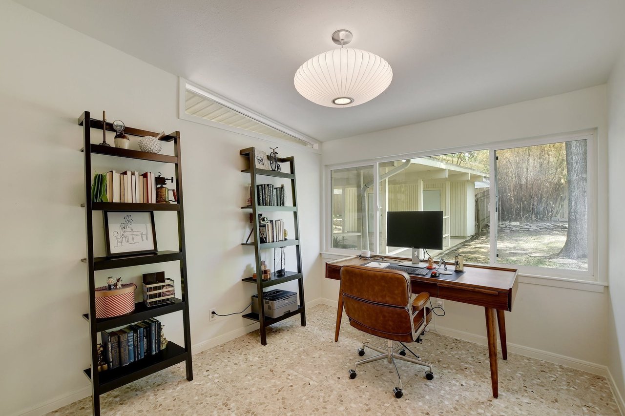 2305 Westworth Cir, Austin, Texas 78704