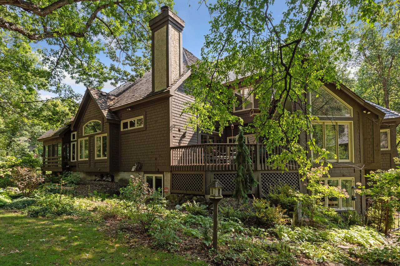 Extraordinary Country English Estate in the Heart of Minnetonka!