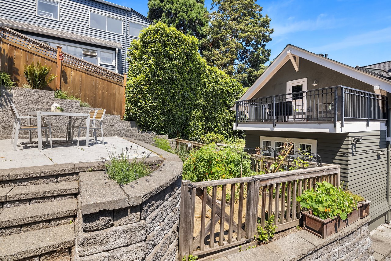 Madrona Craftsman