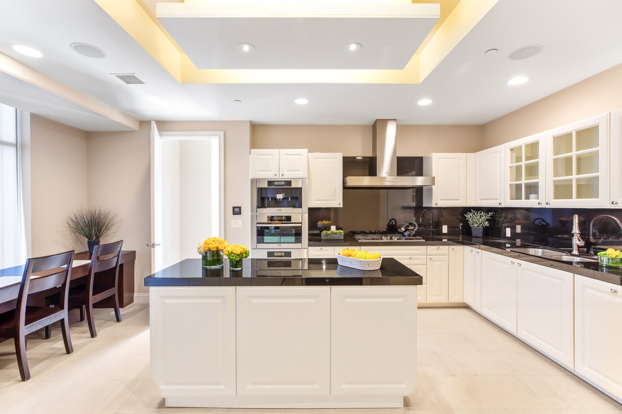 The Condominium With The Best Views On The Wilshire Corridor