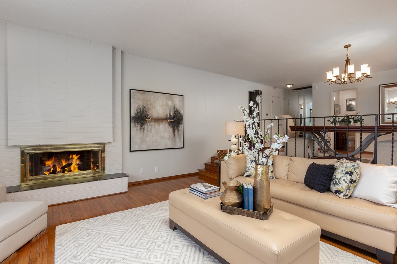 Fabulous single-story home located on the Westside of Alamo