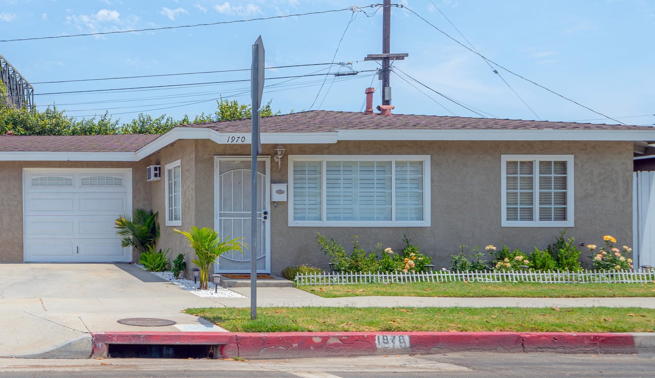 1970-1980 Gale Ave