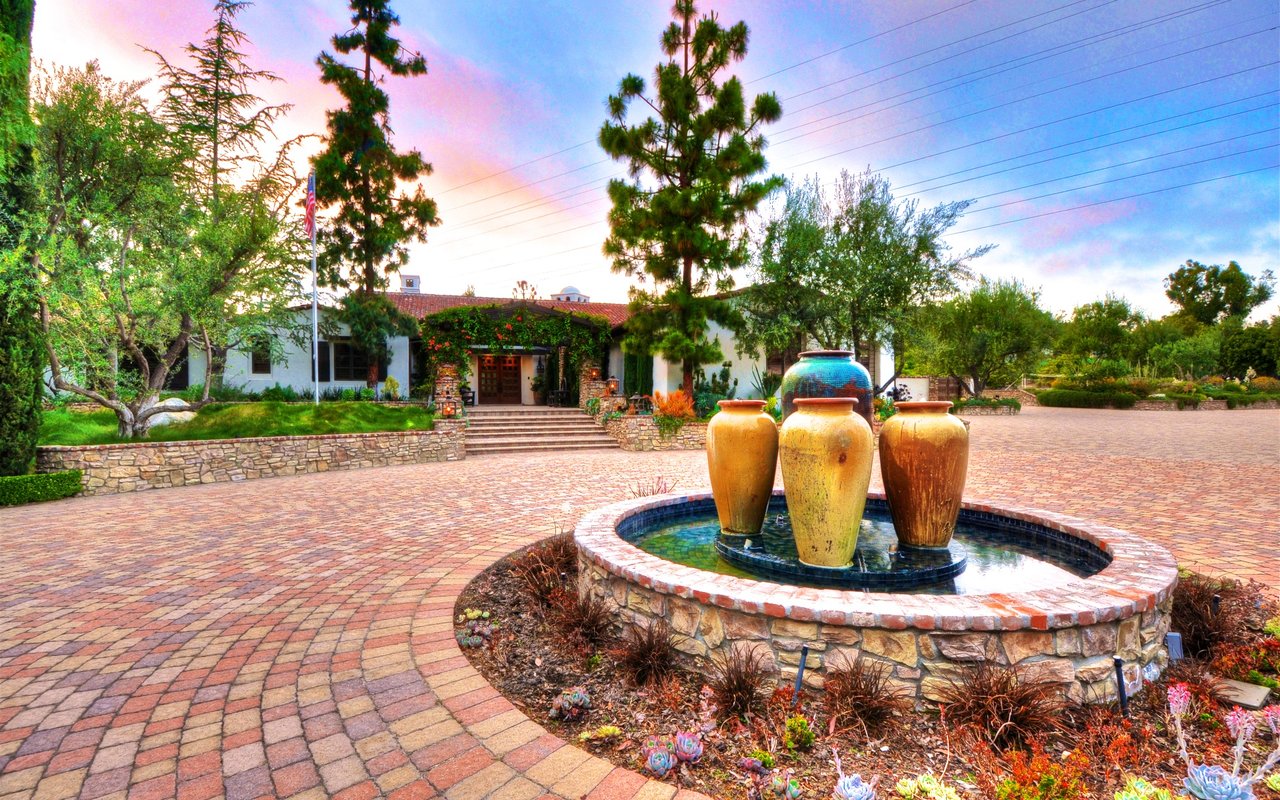27453 Ortega Hwy