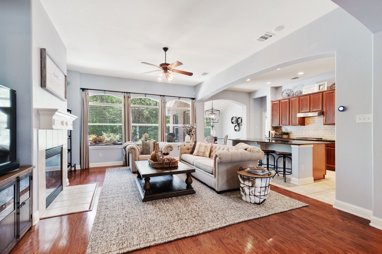 1204 Andrew CV