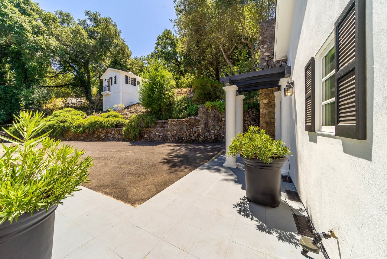 Tuscan Country Estate - SOLD