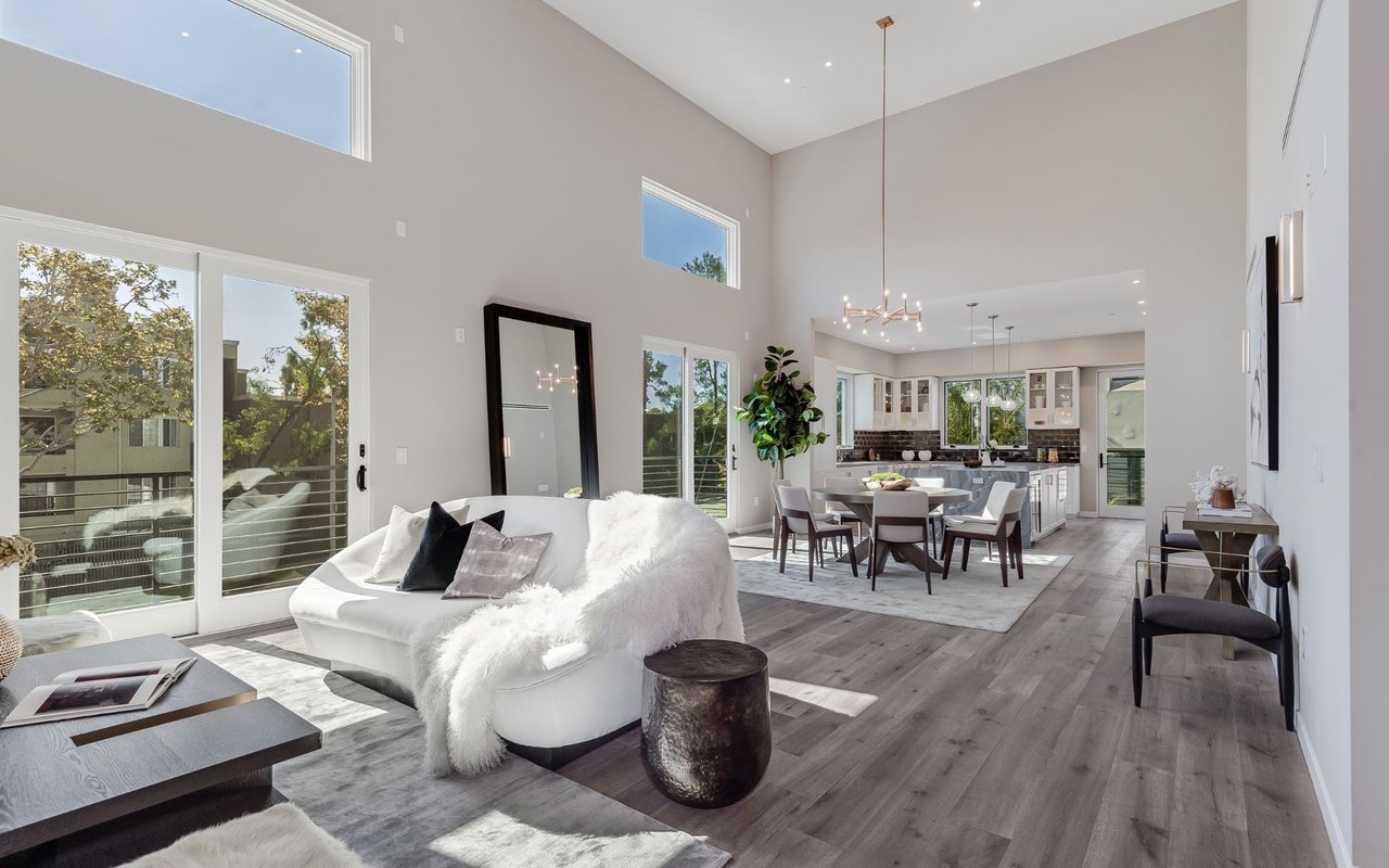 1333 Beverly Green Dr, #301