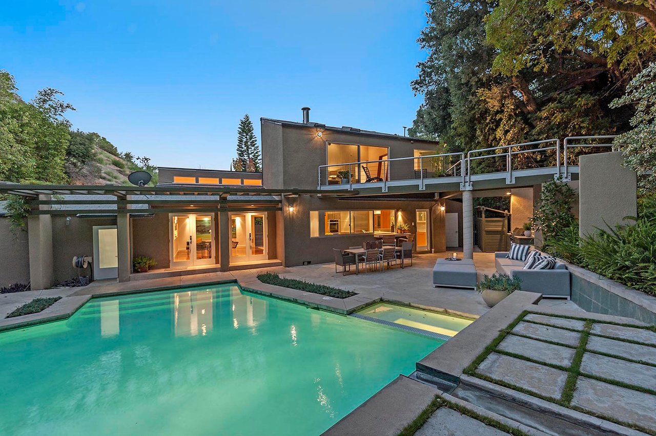 Architectural Lease | Upper Beachwood Canyon