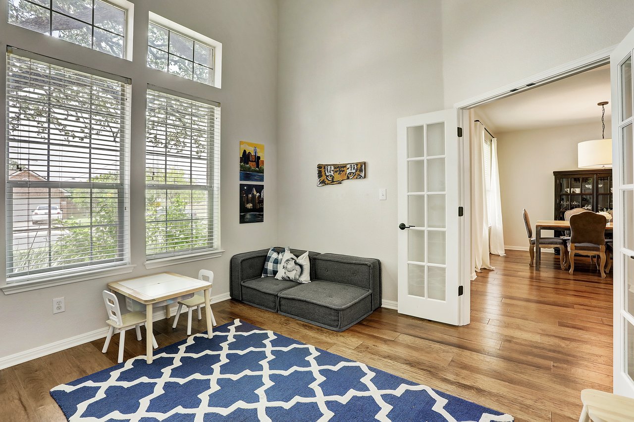 4304 Hoffman Drive | SELLER REPRESENTED