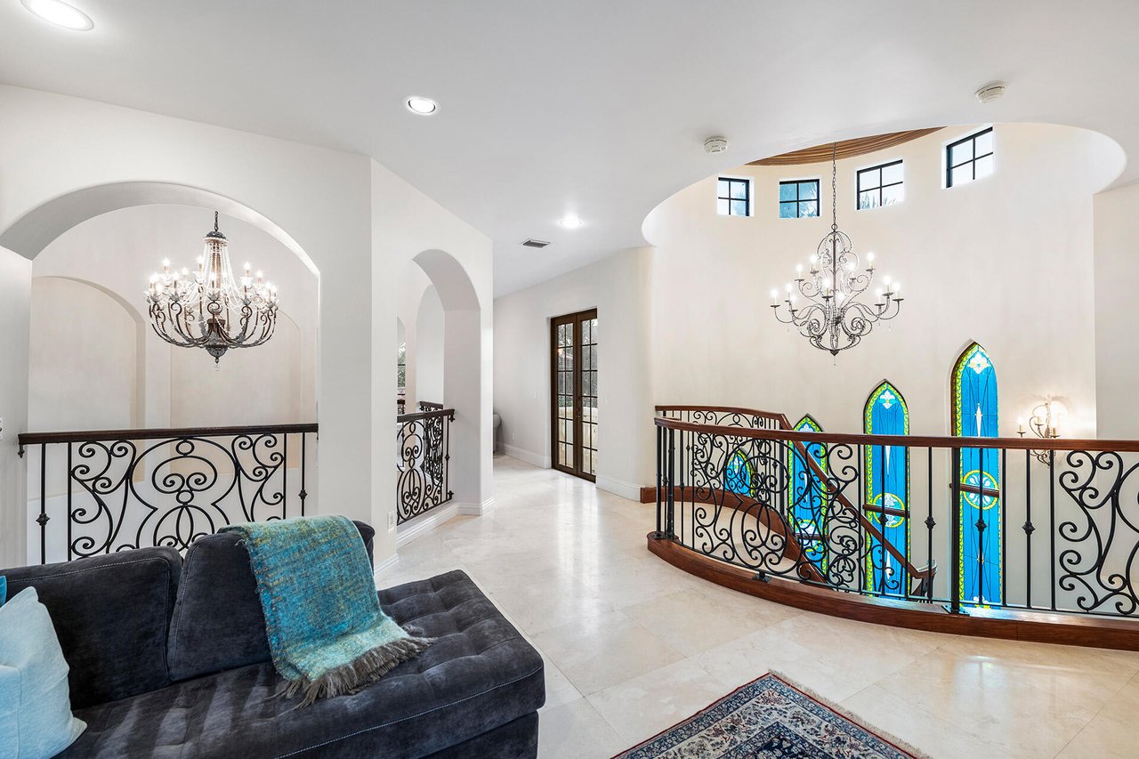 8060 Twin Lake Drive