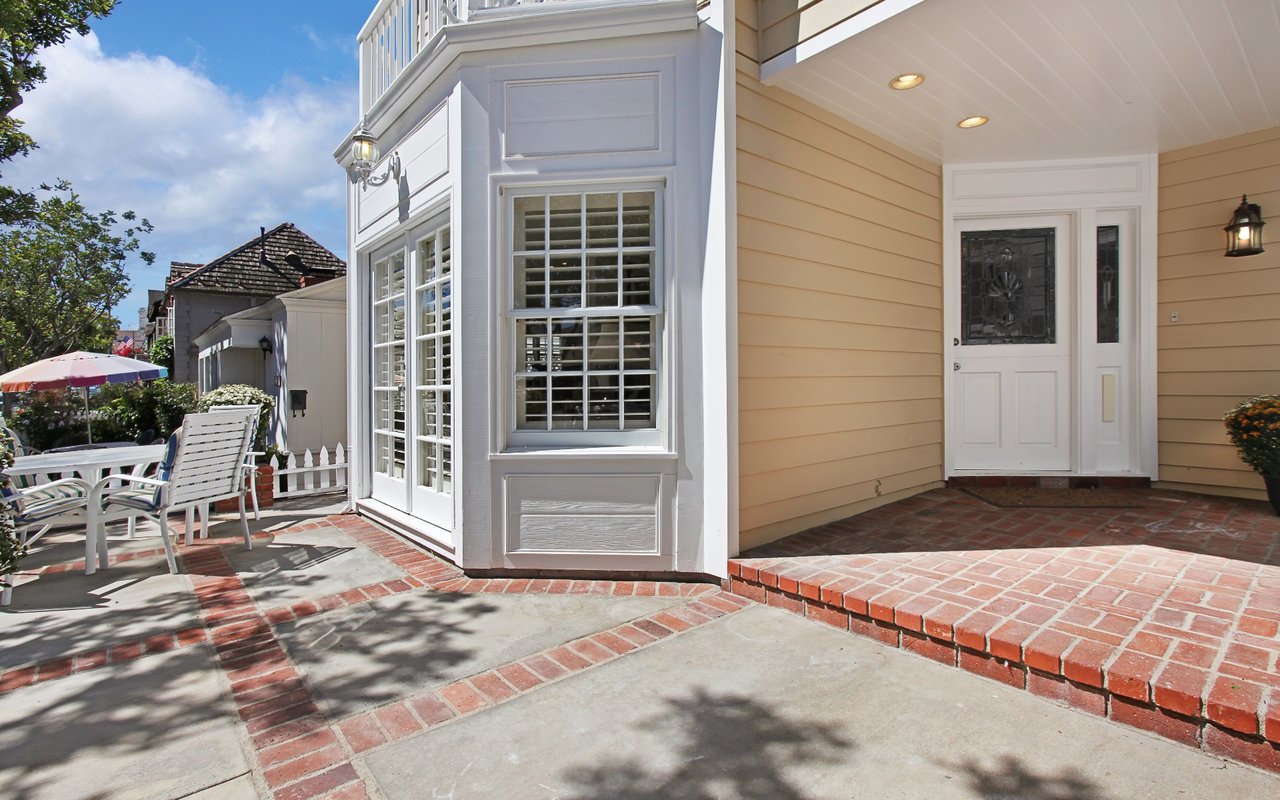 123 Pearl Ave