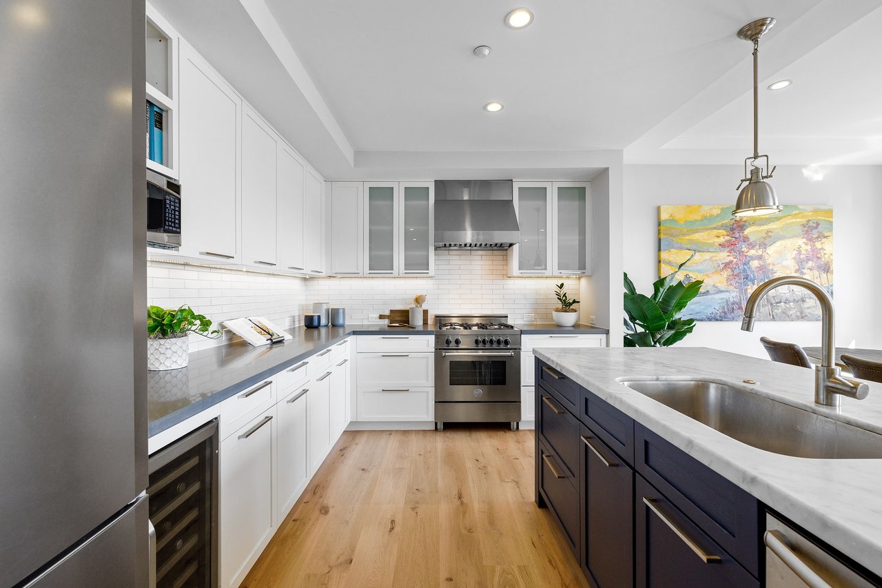 2829 California Street #8C