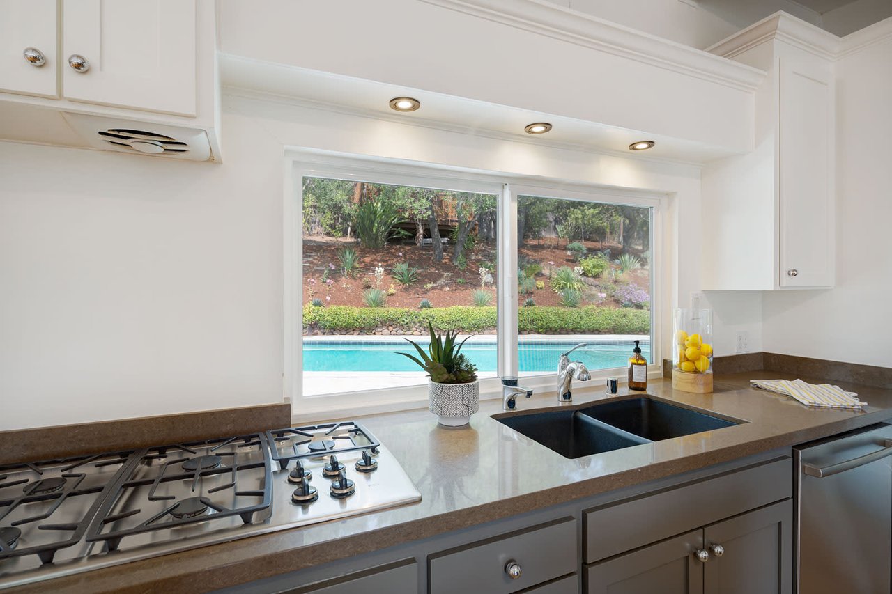 130 Crane Drive, San Anselmo