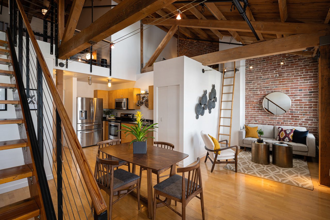 720 York Street, Unit 212