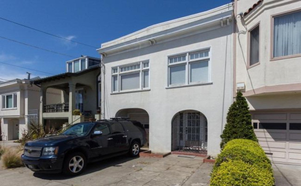 857 39th Ave
