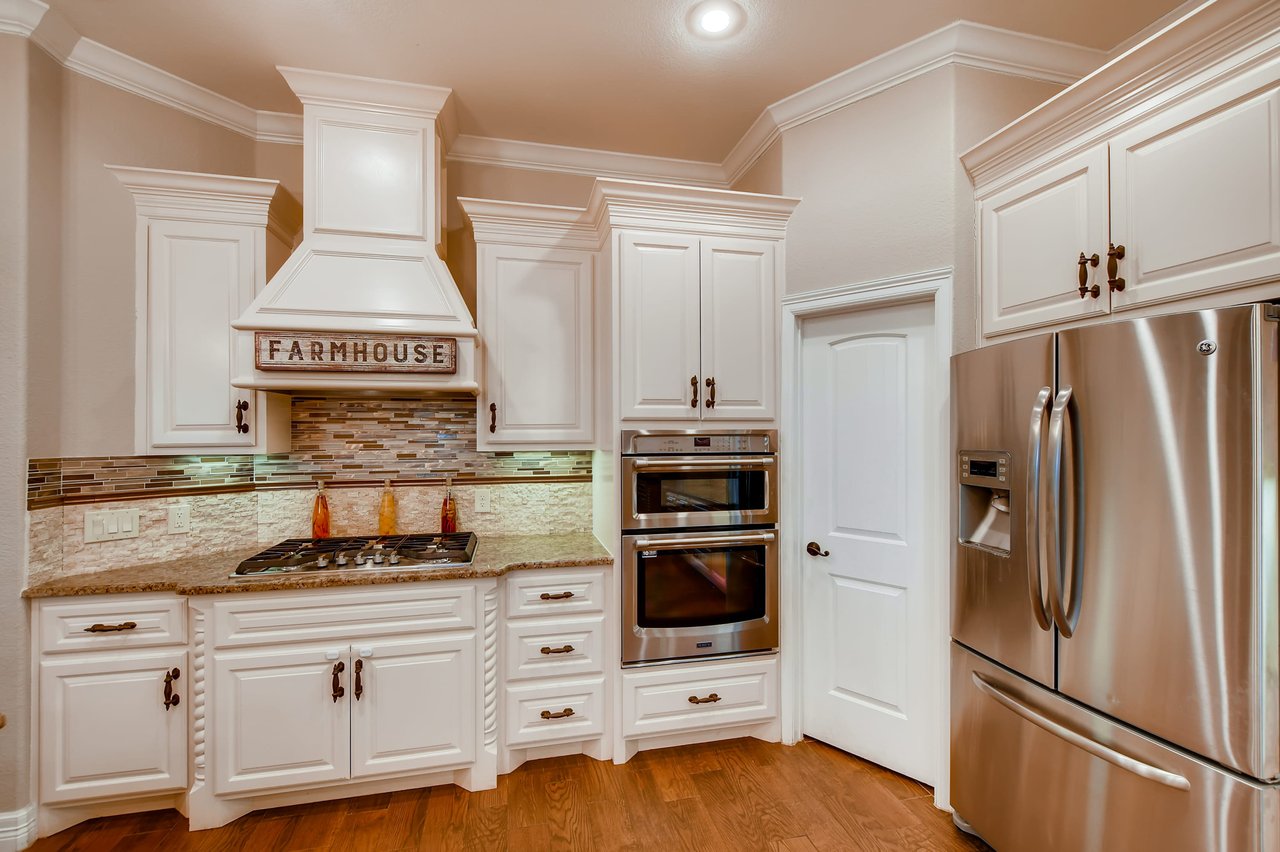 252 Island Oaks Lane