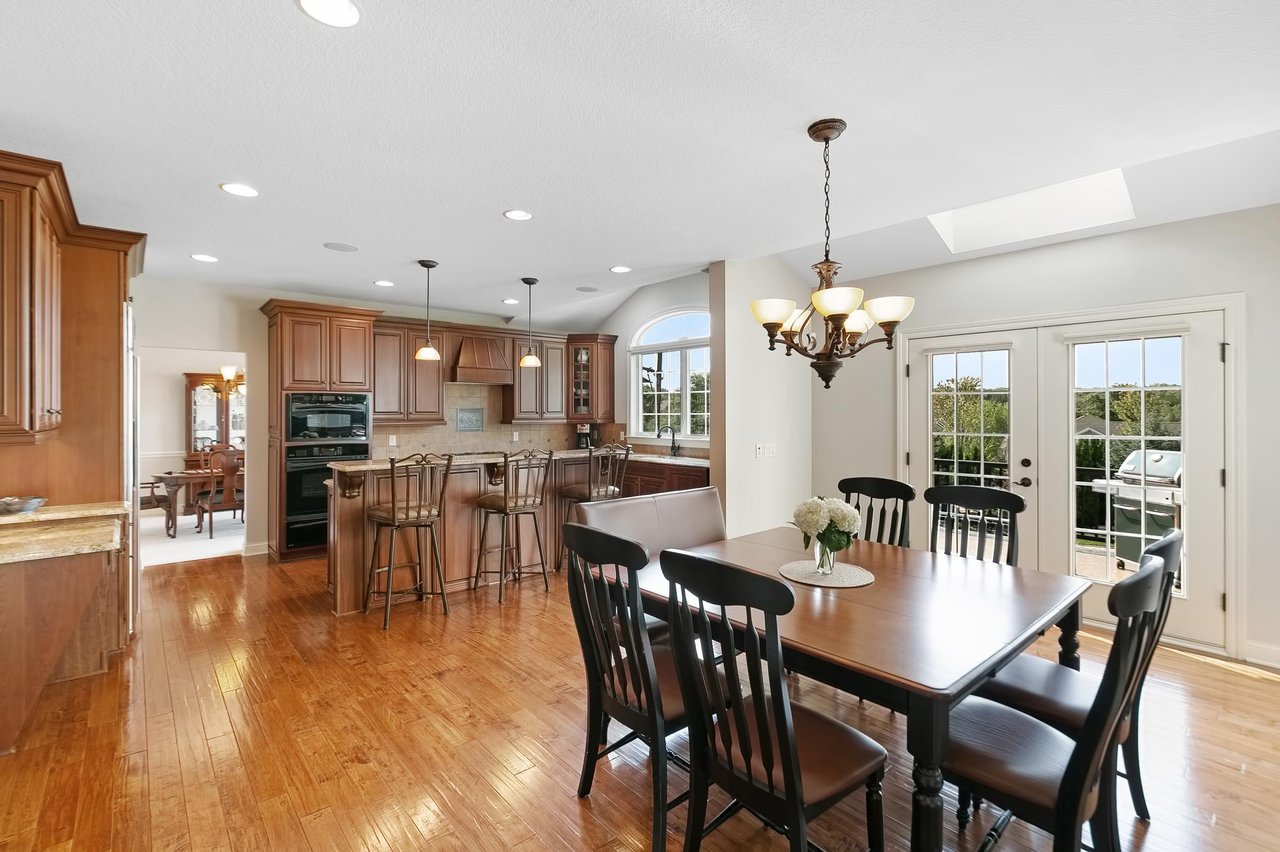 Stunning Eagan Masterpiece!