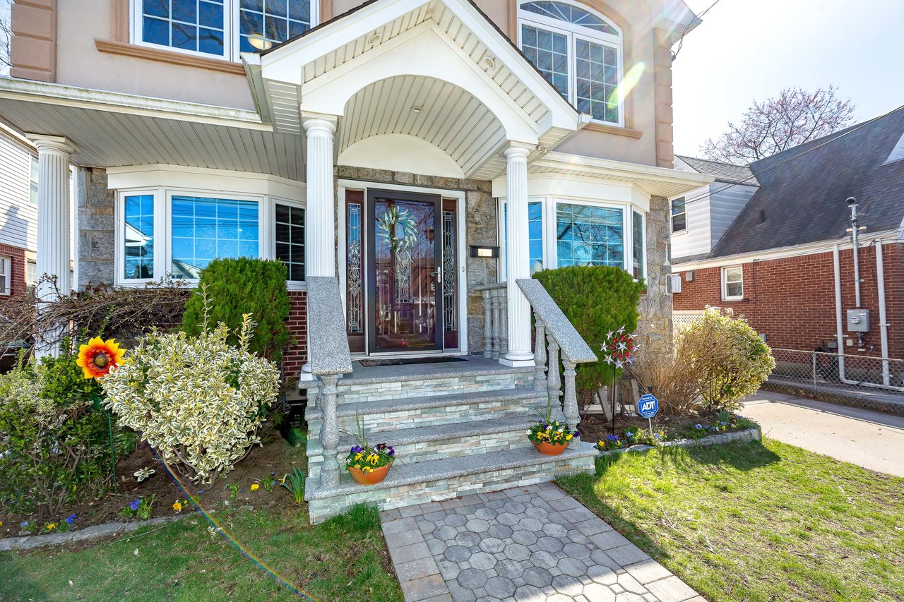 112 N 6th Street, New Hyde Park