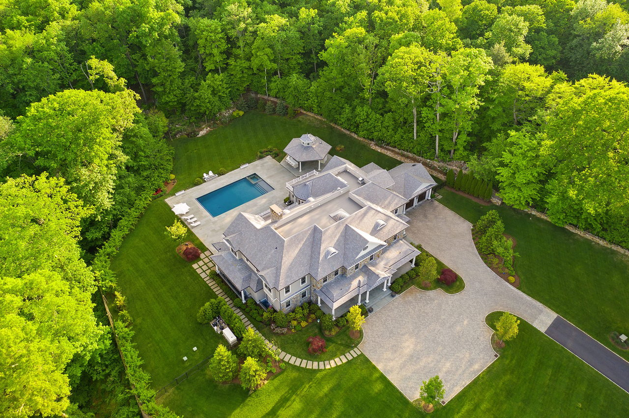 434 Riversville Rd, Greenwich CT