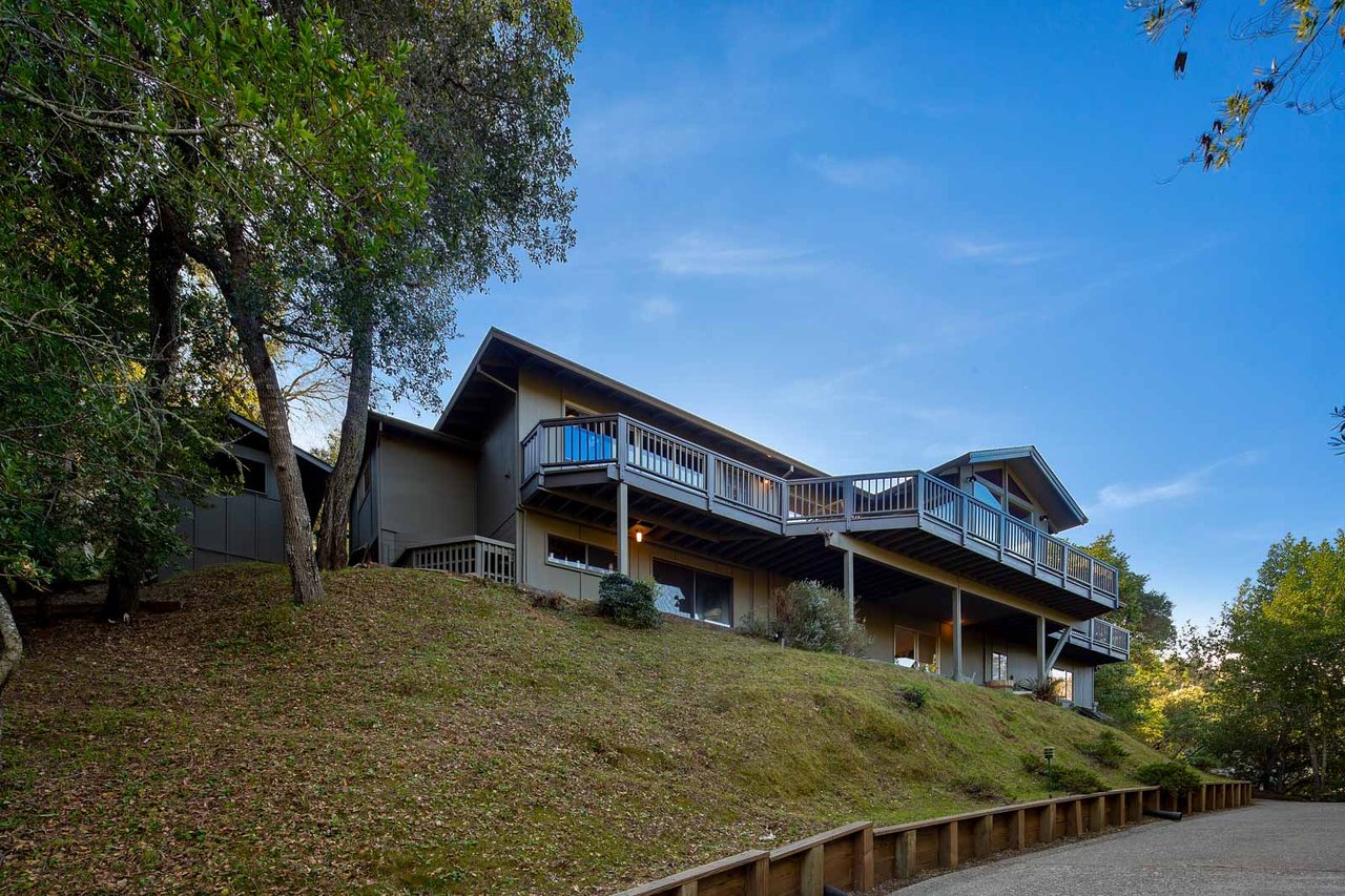 65 Stuyvesant Drive, San Anselmo