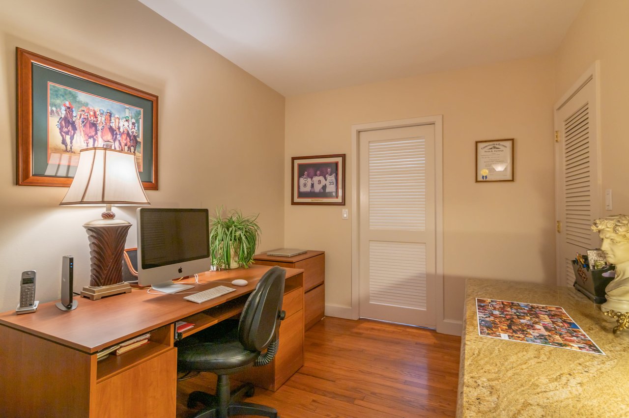 Prestigious Address in Lido Shores