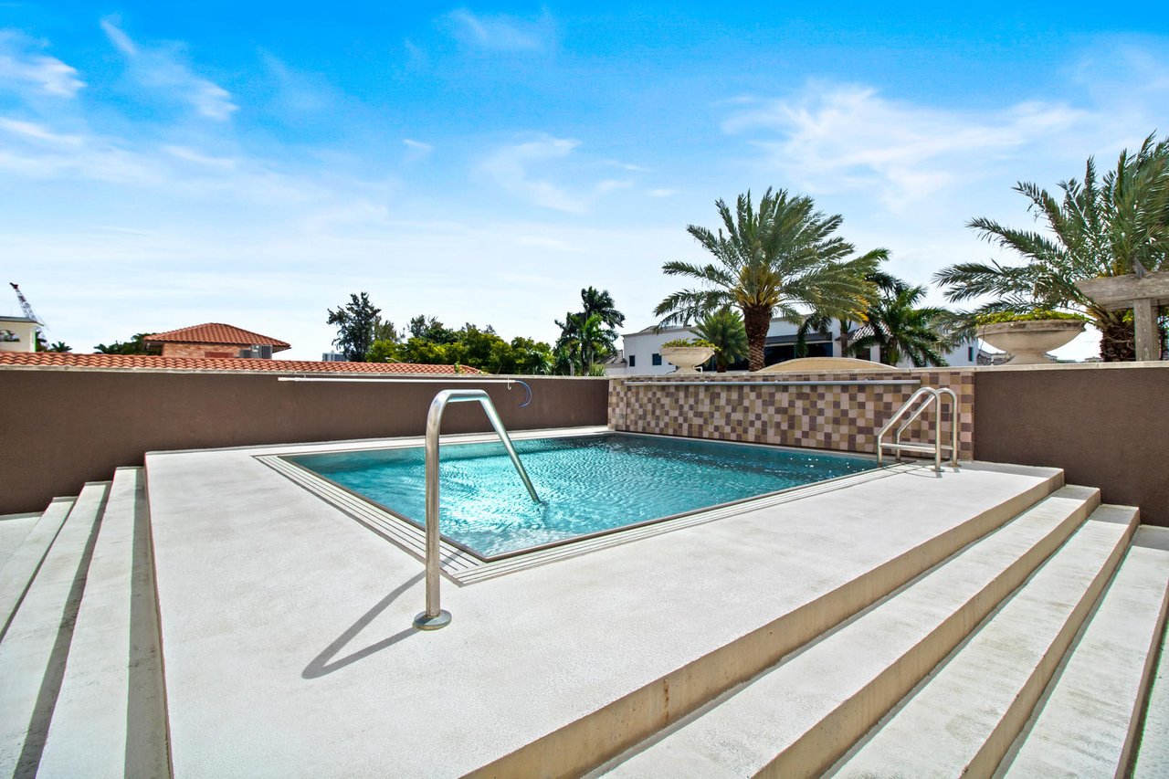 455 E Palmetto Park Road, Unit 7W